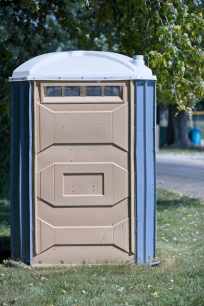 Portable Toilet Options We Offer in Philo, IL